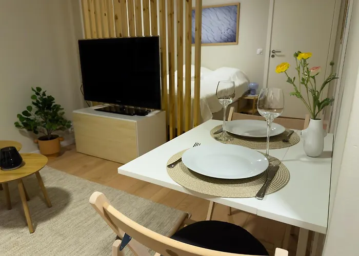 Close To Nature And The Apartamento Tromsø